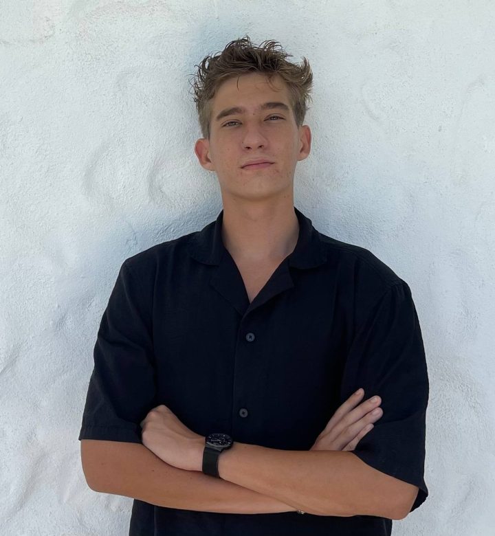 Sos Turtles Team: Kenzo Mautner